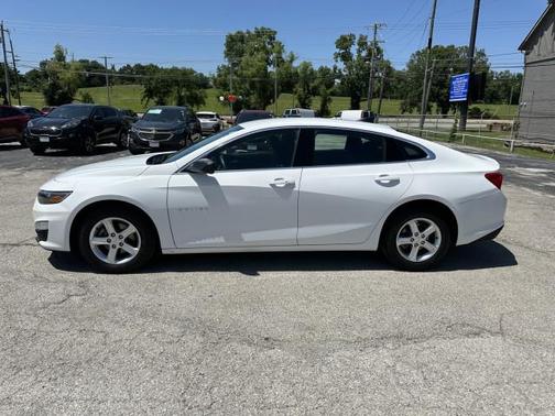 2022 Chevrolet Malibu 1LS