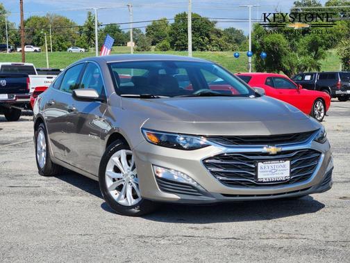 2022 Chevrolet Malibu FWD LT