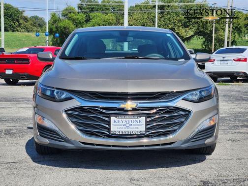 2022 Chevrolet Malibu FWD LT