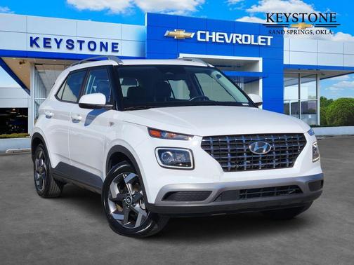 2024 Hyundai VENUE Limited