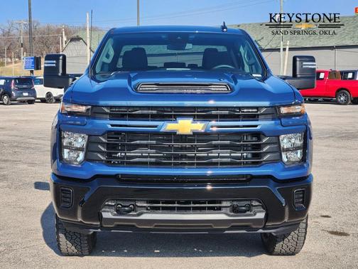2026 Chevrolet Silverado 2500 Custom