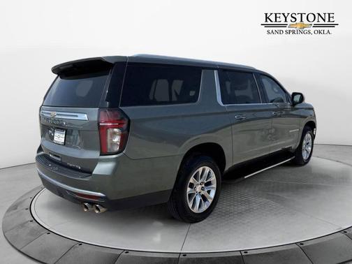 2023 Chevrolet Suburban Premier