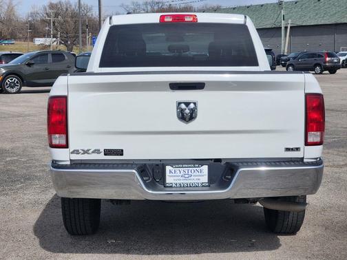 Bright White Clearcoat 2024 RAM 1500 Classic SLT