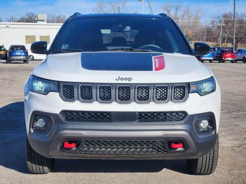 2023 Jeep Compass Trailhawk