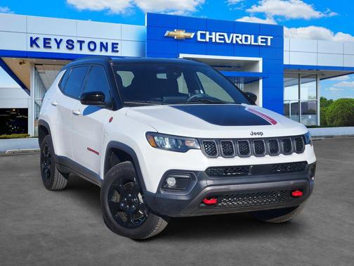 2023 Jeep Compass Trailhawk