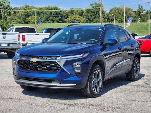 2024 Chevrolet Trax LT