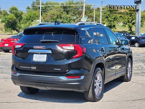 2024 GMC Terrain SLT