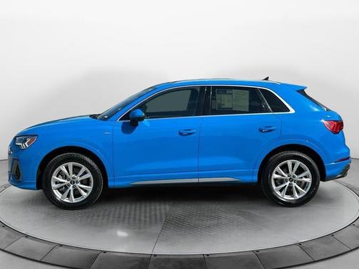 2023 Audi Q3 S line Premium