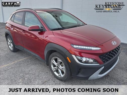 2023 Hyundai KONA SEL
