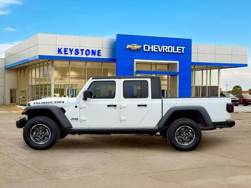 Bright White Clearcoat 2023 Jeep Gladiator Rubicon