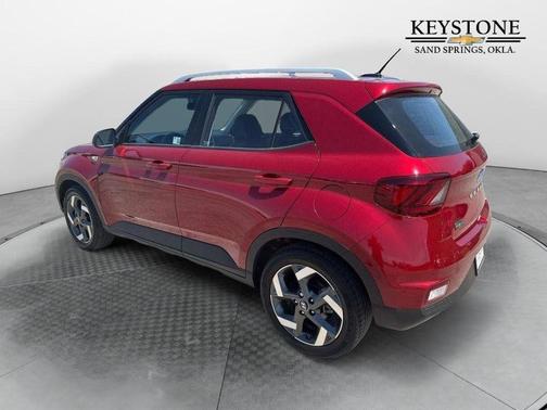2024 Hyundai VENUE Limited