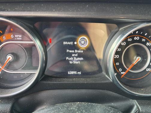 2023 Jeep Wrangler 4-Door Sahara Altitude 4x4