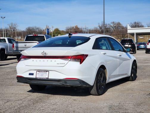 Lunar White 2023 Hyundai ELANTRA HEV Blue