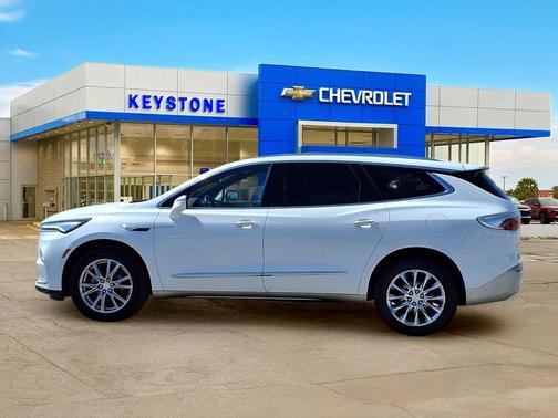 Summit White 2022 Buick Enclave AWD Premium
