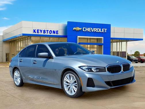 Skyscraper Grey Metallic 2023 BMW 330e 330e
