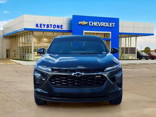 Mosaic Black Metallic 2024 Chevrolet Trax FWD 1RS