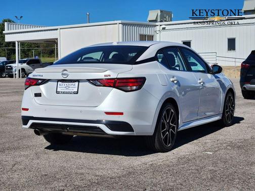 2025 Nissan Sentra SR