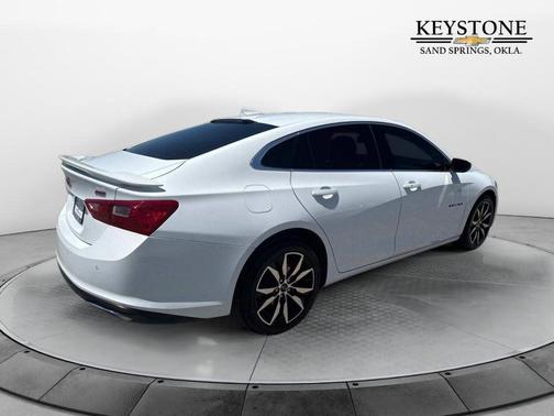 2024 Chevrolet Malibu FWD RS