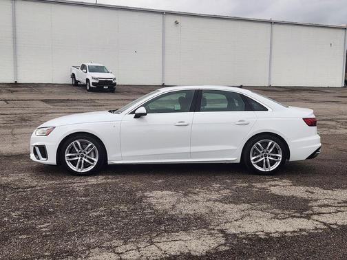 2024 Audi A4 45 S line Premium Plus
