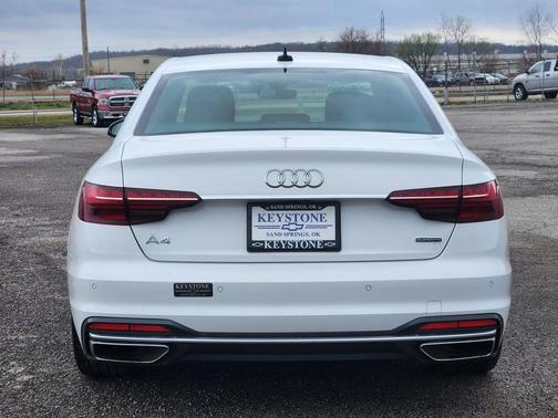 2024 Audi A4 45 S line Premium Plus