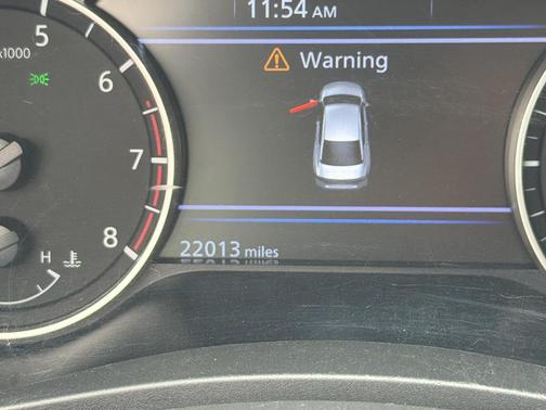 Glacier White 2025 Nissan Altima SV FWD