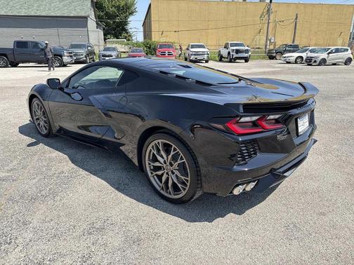 2026 Chevrolet Corvette Stingray w/1LT
