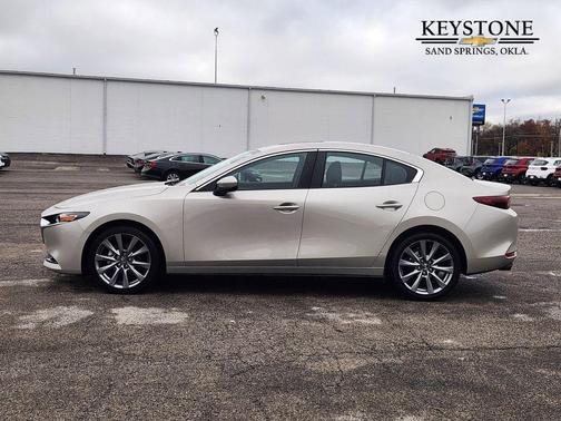 2025 Mazda Mazda3 FWD w/Preferred Package