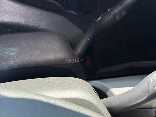 Summit White 2025 Buick Encore GX Preferred