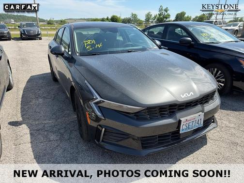 Interstellar Gray 2025 Kia K5 LXS
