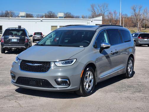 2023 Chrysler Pacifica Limited