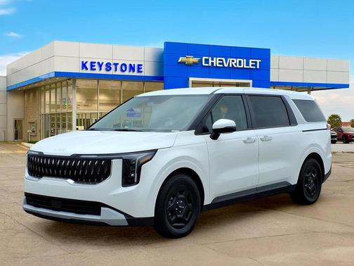 Snow White Pearl 2025 Kia Carnival LXS