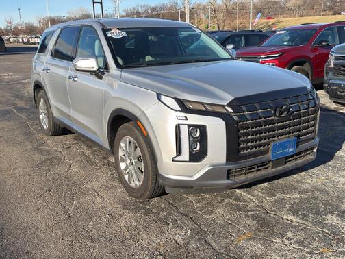 2024 Hyundai PALISADE SE