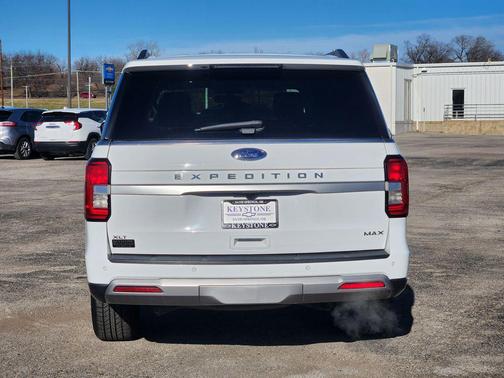 2023 Ford Expedition Max XLT