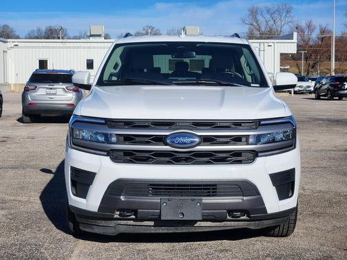 2023 Ford Expedition Max XLT