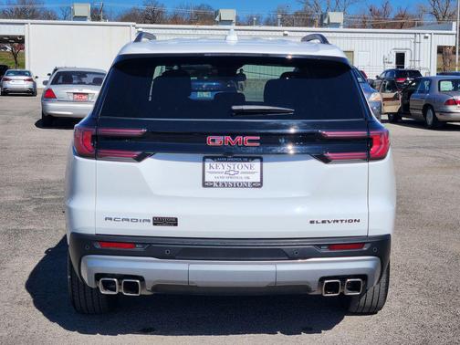 2025 GMC Acadia FWD Elevation
