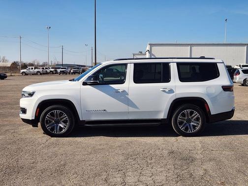 Bright White Clearcoat 2024 Jeep Wagoneer Series II 4x4