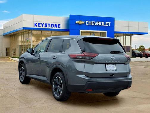 Gun Metallic 2025 Nissan Rogue SV