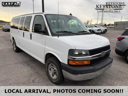 2017 Chevrolet Express 3500 LT