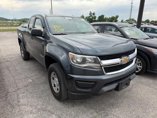 Shadow Gray Metallic 2019 Chevrolet Colorado WT