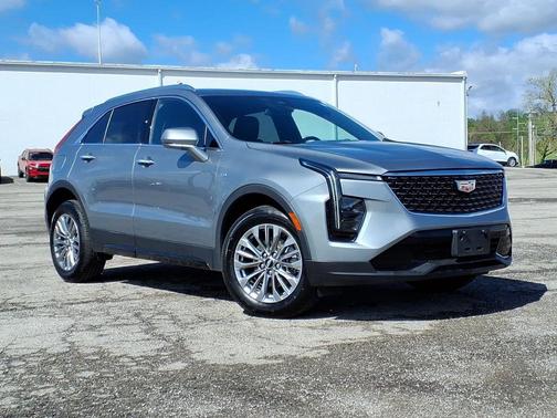 Argent Silver Metallic 2024 Cadillac XT4 Premium Luxury