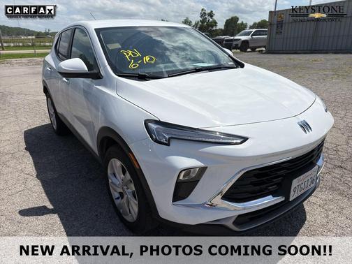 Summit White 2025 Buick Encore GX Preferred
