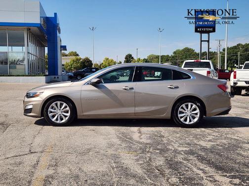 2022 Chevrolet Malibu FWD LT
