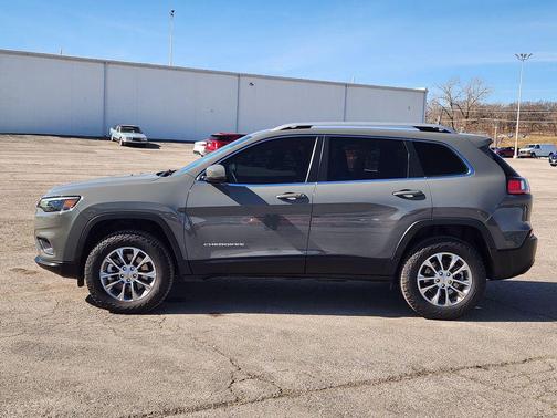 2021 Jeep Cherokee Latitude Lux