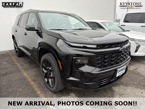 Mosaic Black Metallic 2026 Chevrolet Traverse RS
