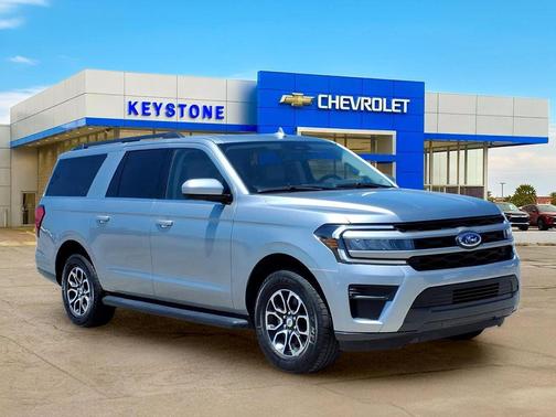 Iconic Silver Metallic 2024 Ford Expedition Max XLT