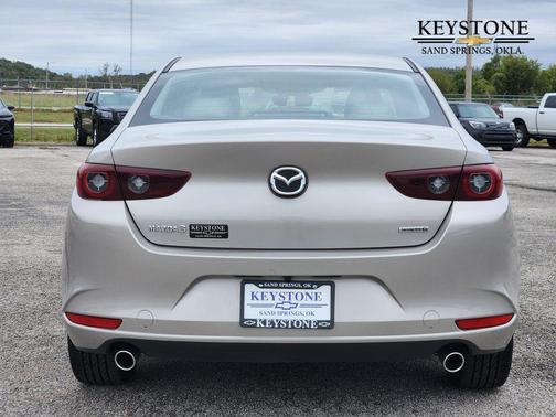 2025 Mazda Mazda3 FWD w/Preferred Package