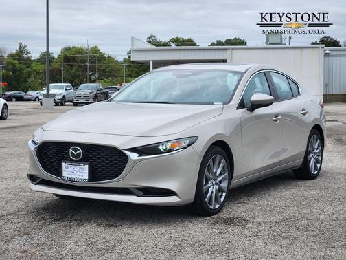 2025 Mazda Mazda3 FWD w/Preferred Package