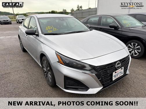 Brilliant Silver Metallic 2024 Nissan Altima 2.5 SV