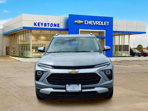 Sterling Gray Metallic 2025 Chevrolet Trailblazer LT