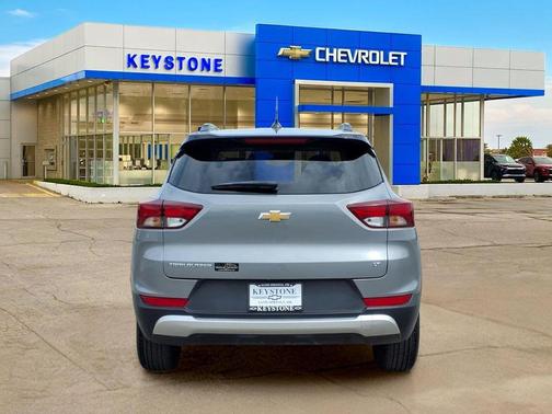 Sterling Gray Metallic 2025 Chevrolet Trailblazer LT